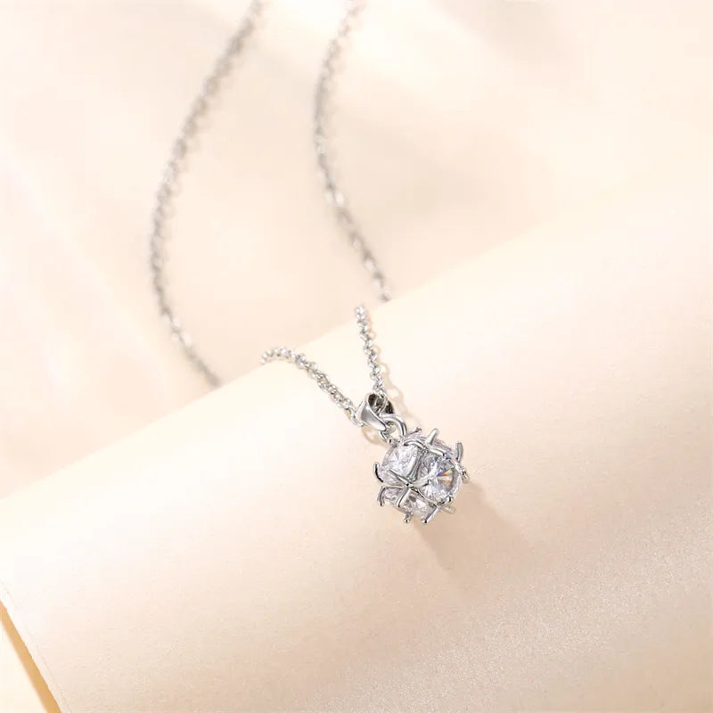 201 Stainless Steel Copper 18K Gold Plated Artistic Plating Inlay Hairball Zircon Pendant Necklace