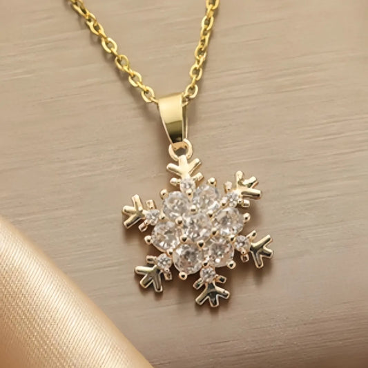 201 Stainless Steel Copper Plating Inlay Snowflake Zircon Pendant Necklace