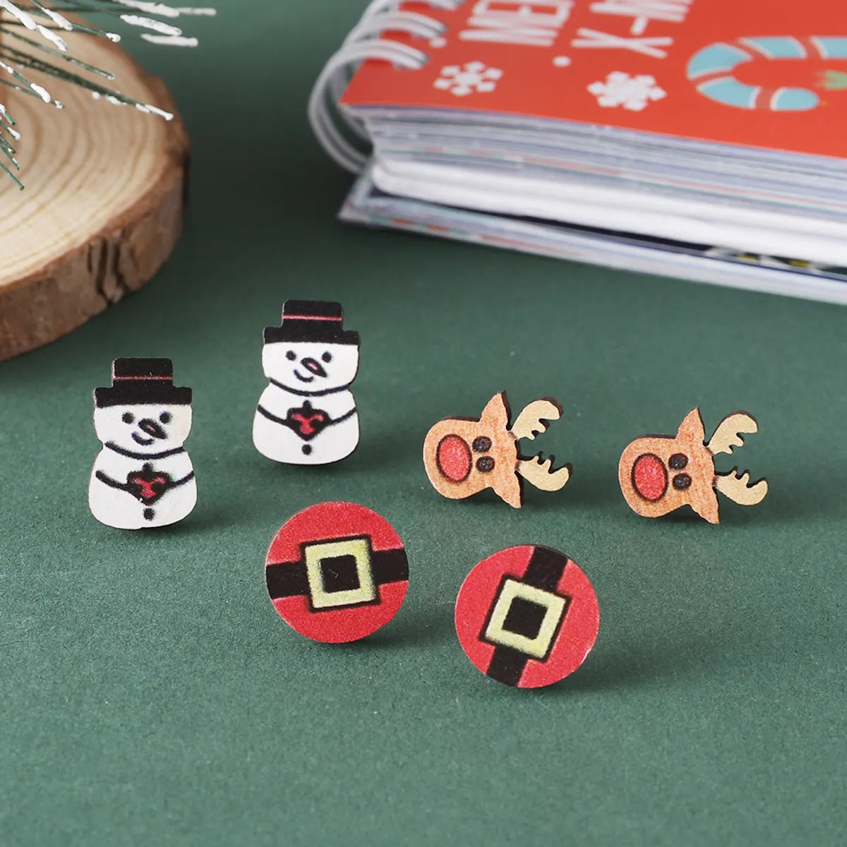 3 Pairs Cute Snowman Wood Ear Studs