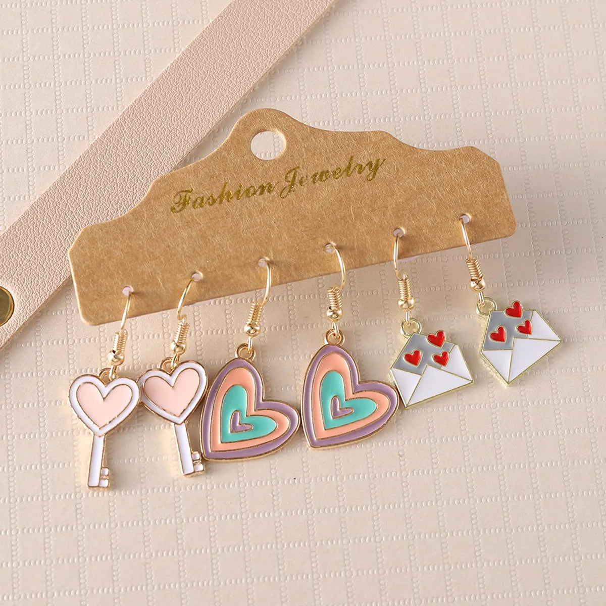 3 Pairs Retro Heart Shape Key Wood Drop Earrings