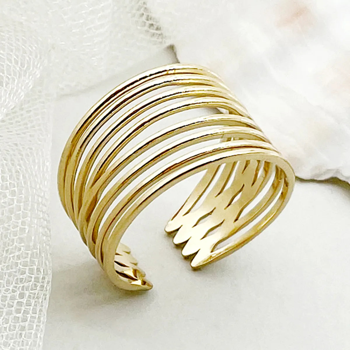 304 Stainless Steel 14K Gold Plated Casual Modern Style Simple Style Plating Flower Open Rings