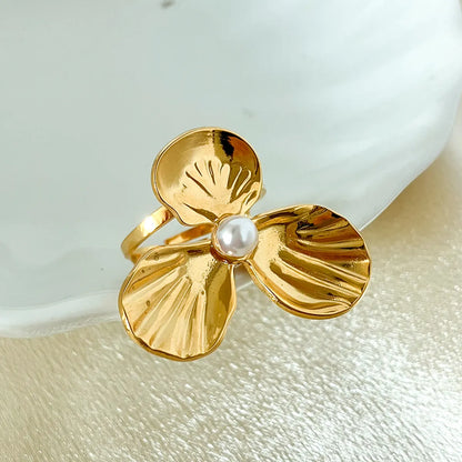 304 Stainless Steel 14K Gold Plated Elegant Princess Pastoral Plating Inlay Flower Pearl Rings