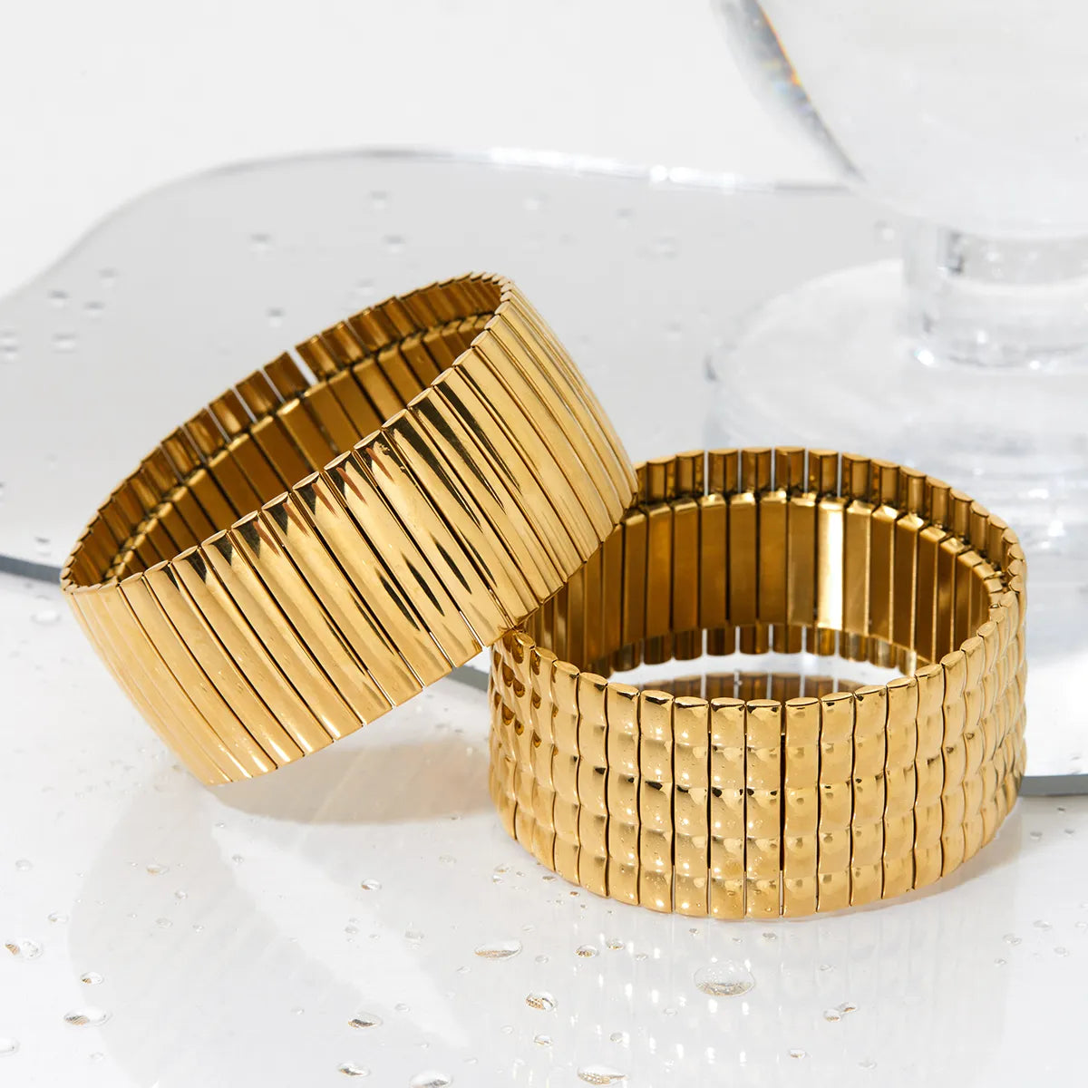 Modern Style Stripe 304 Stainless Steel 16K Gold Plated White Gold Plated Gold Plated Bangle In Bulk