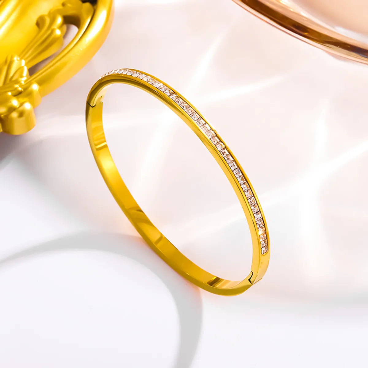 304 Stainless Steel 18K Gold Plated Basic Modern Style Classic Style Inlay Geometric Zircon Bangle