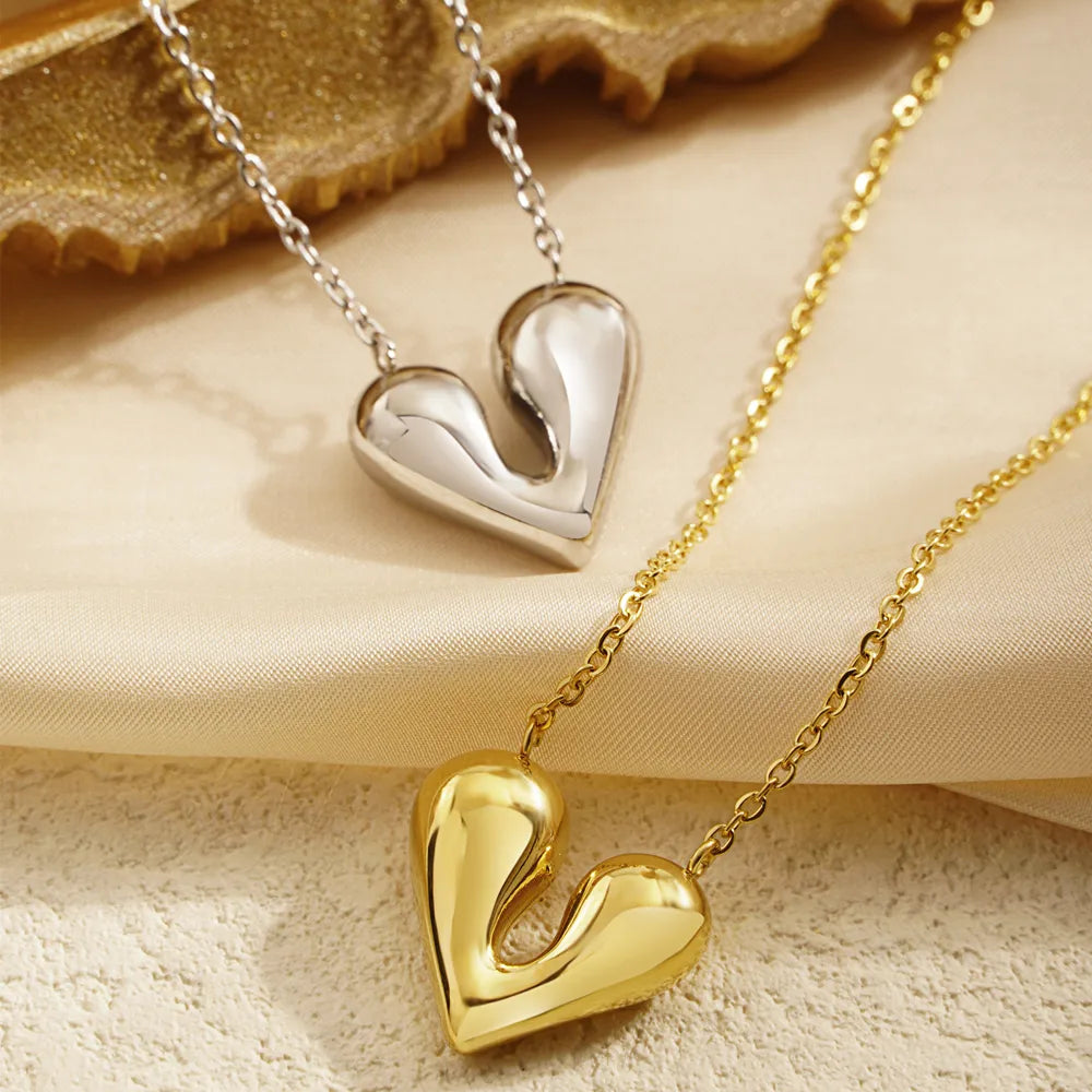 304 Stainless Steel 18K Gold Plated Basic Modern Style Classic Style Irregular Heart Shape Pendant Necklace