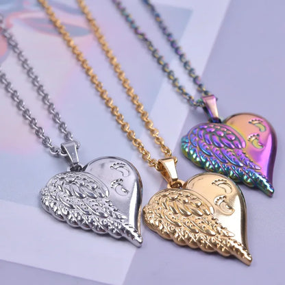 304 Stainless Steel 18K Gold Plated Basic Modern Style Classic Style Plating Heart Shape Wings Footprint Pendant Necklace