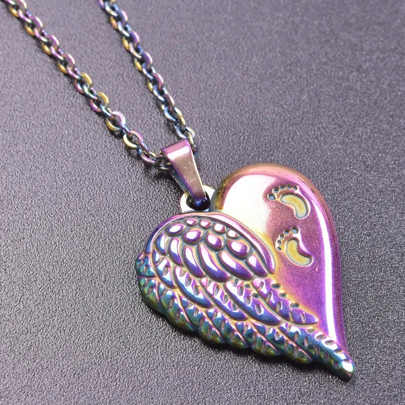 304 Stainless Steel 18K Gold Plated Basic Modern Style Classic Style Plating Heart Shape Wings Footprint Pendant Necklace