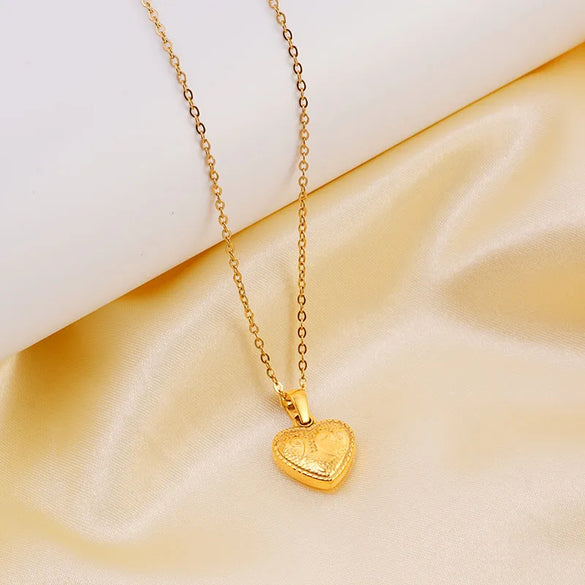 304 Stainless Steel 18K Gold Plated Basic Simple Style Classic Style Heart Shape Pendant Necklace