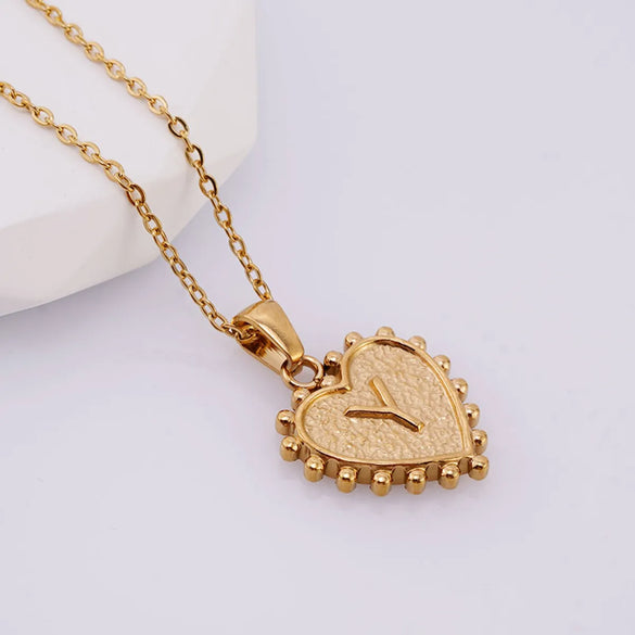 304 Stainless Steel 18K Gold Plated Basic Simple Style Classic Style Letter Heart Shape Pendant Necklace