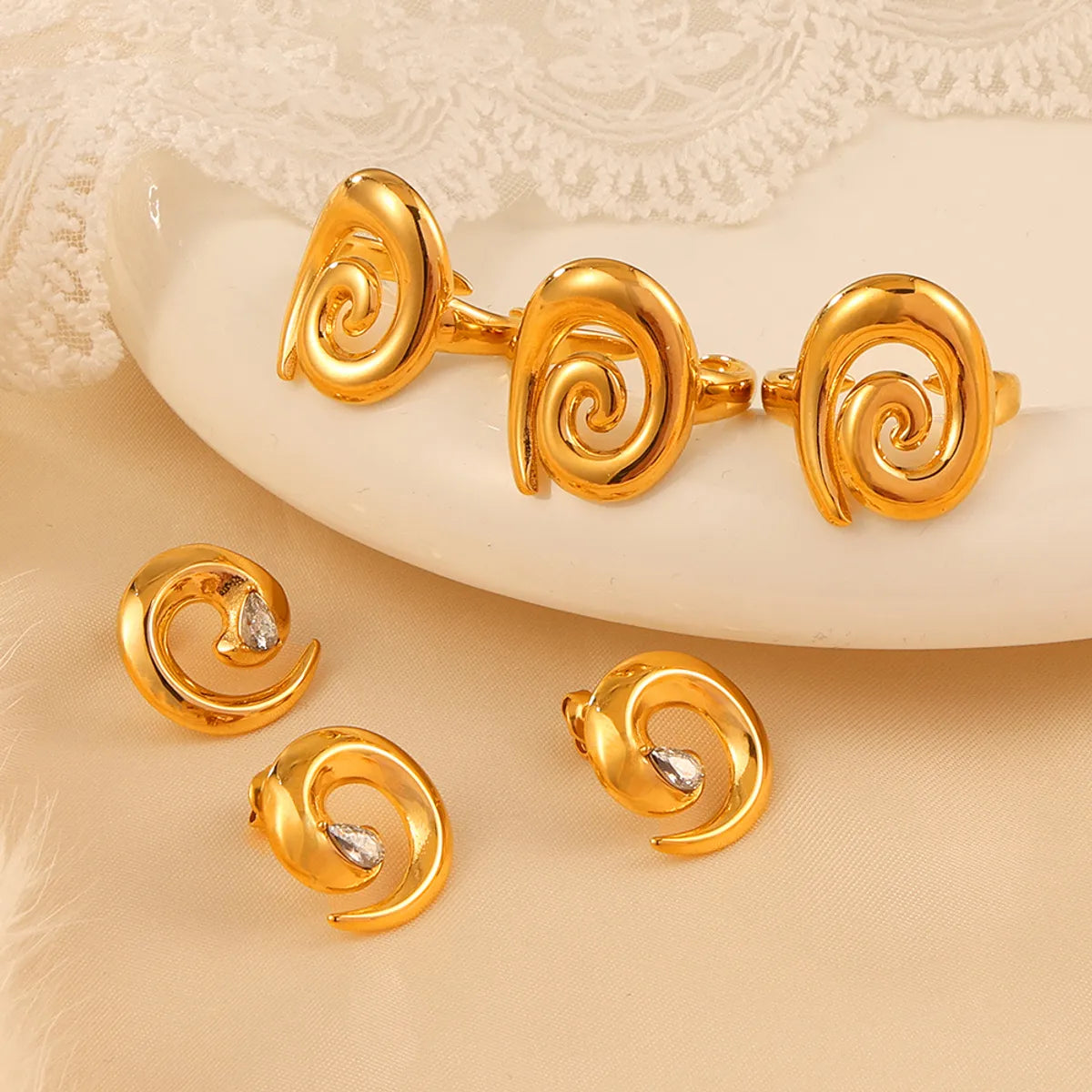 304 Stainless Steel 18K Gold Plated Casual Elegant Simple Style Plating Inlay Spiral Rhinestones Rings Earrings