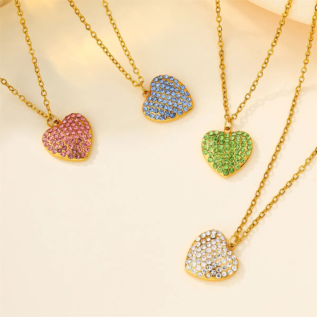 Wholesale Jewelry Casual Heart Shape 201 Stainless Steel 304 Stainless Steel Zircon 18K Gold Plated Inlay Pendant Necklace