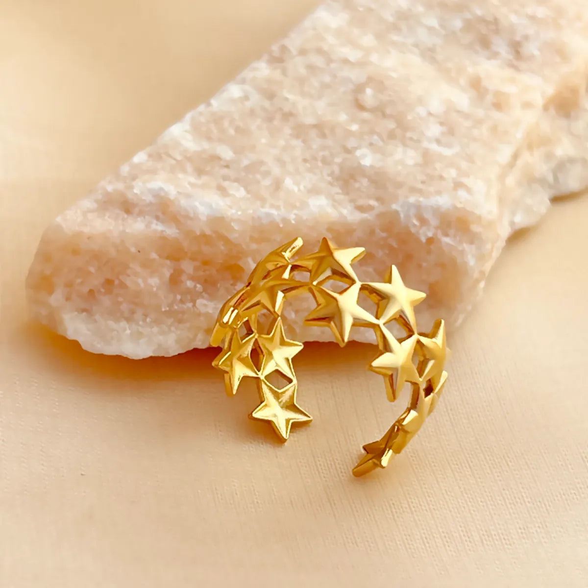 304 Stainless Steel 18K Gold Plated Elegant Glam Retro Plating Star Open Rings