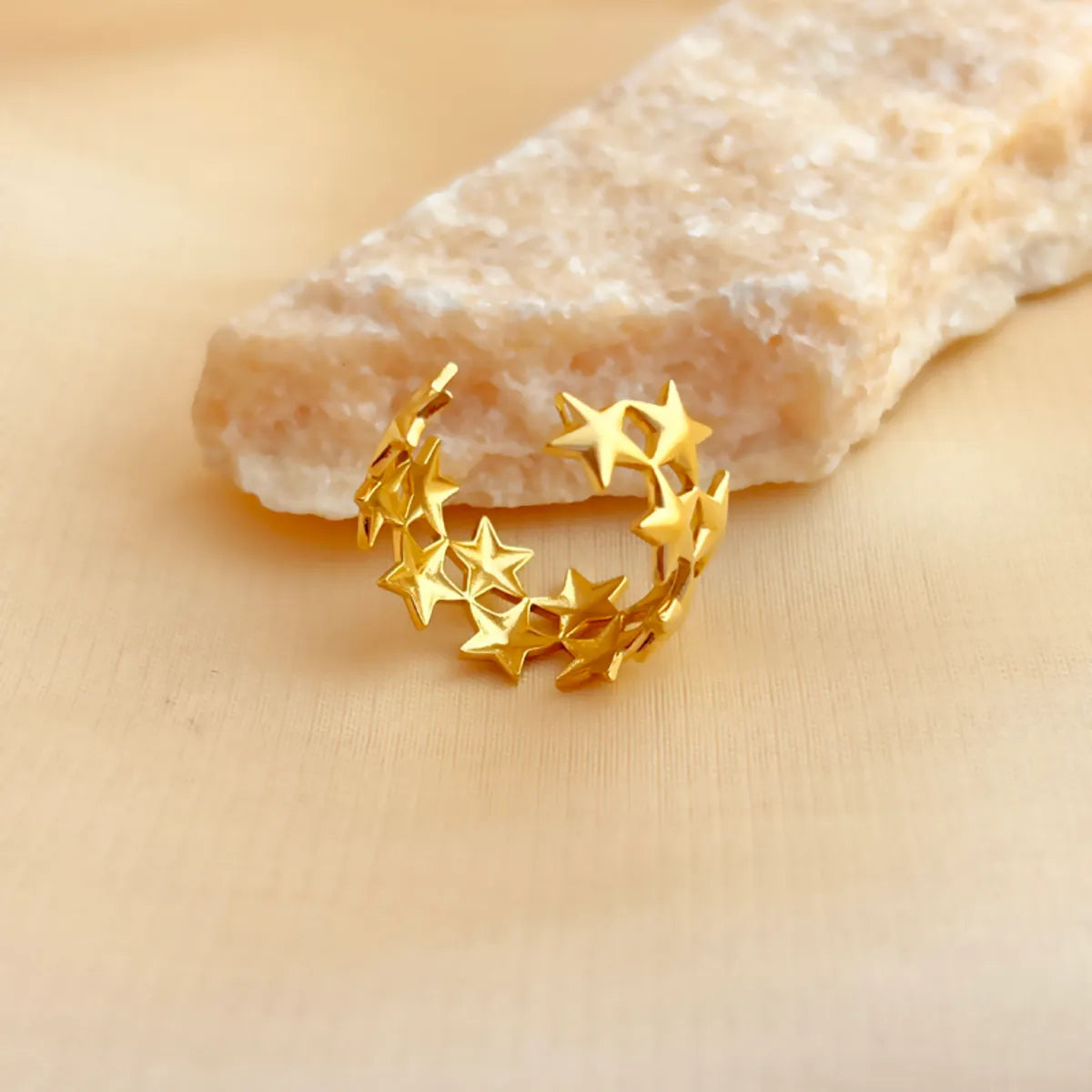 304 Stainless Steel 18K Gold Plated Elegant Glam Retro Plating Star Open Rings