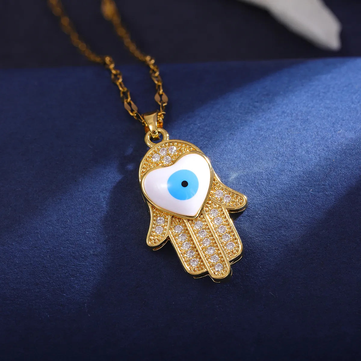 304 Stainless Steel 18K Gold Plated Elegant Inlay Eye Zircon Pendant Necklace