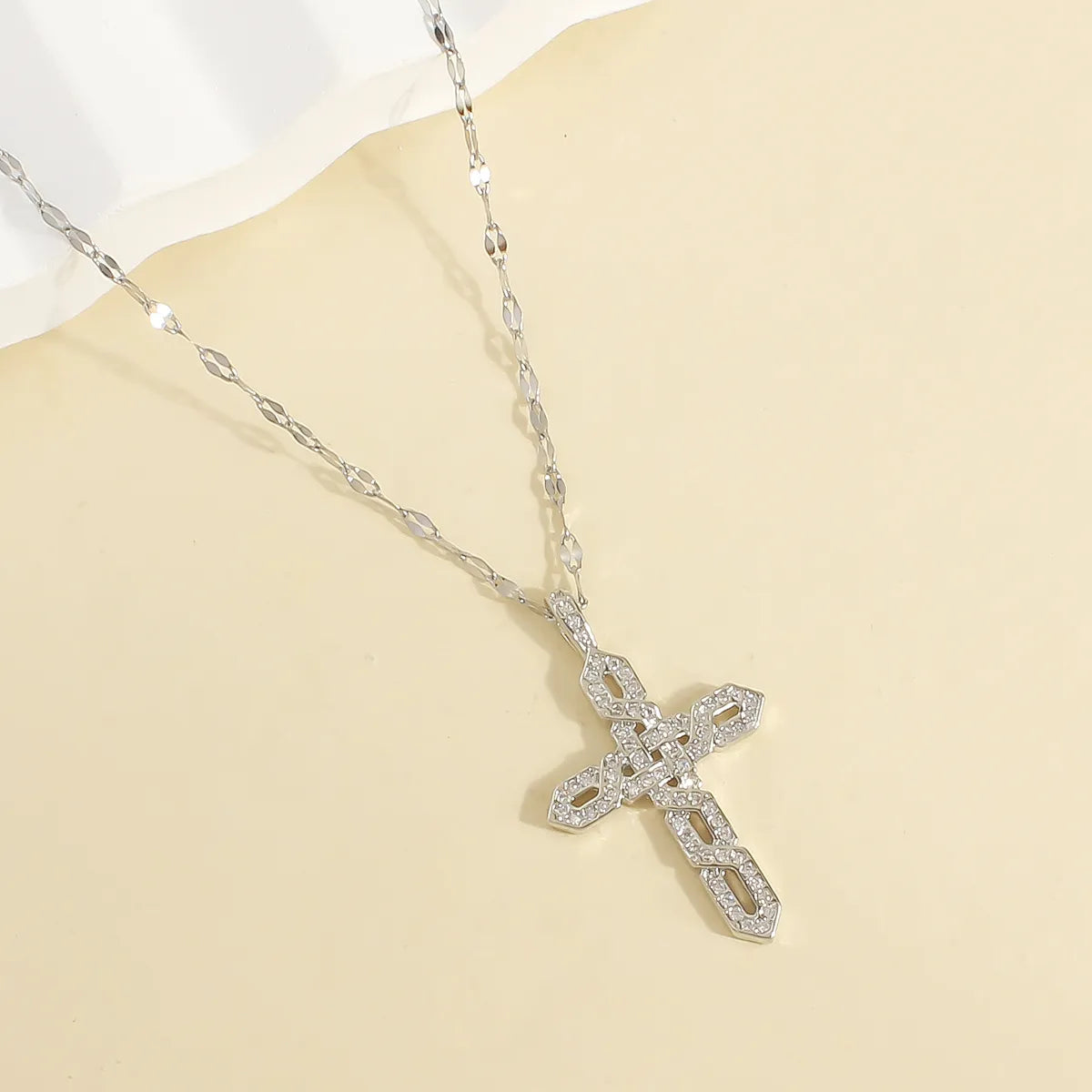 304 Stainless Steel 18K Gold Plated Elegant Lady Classic Style Plating Inlay Cross Zircon Pendant Necklace