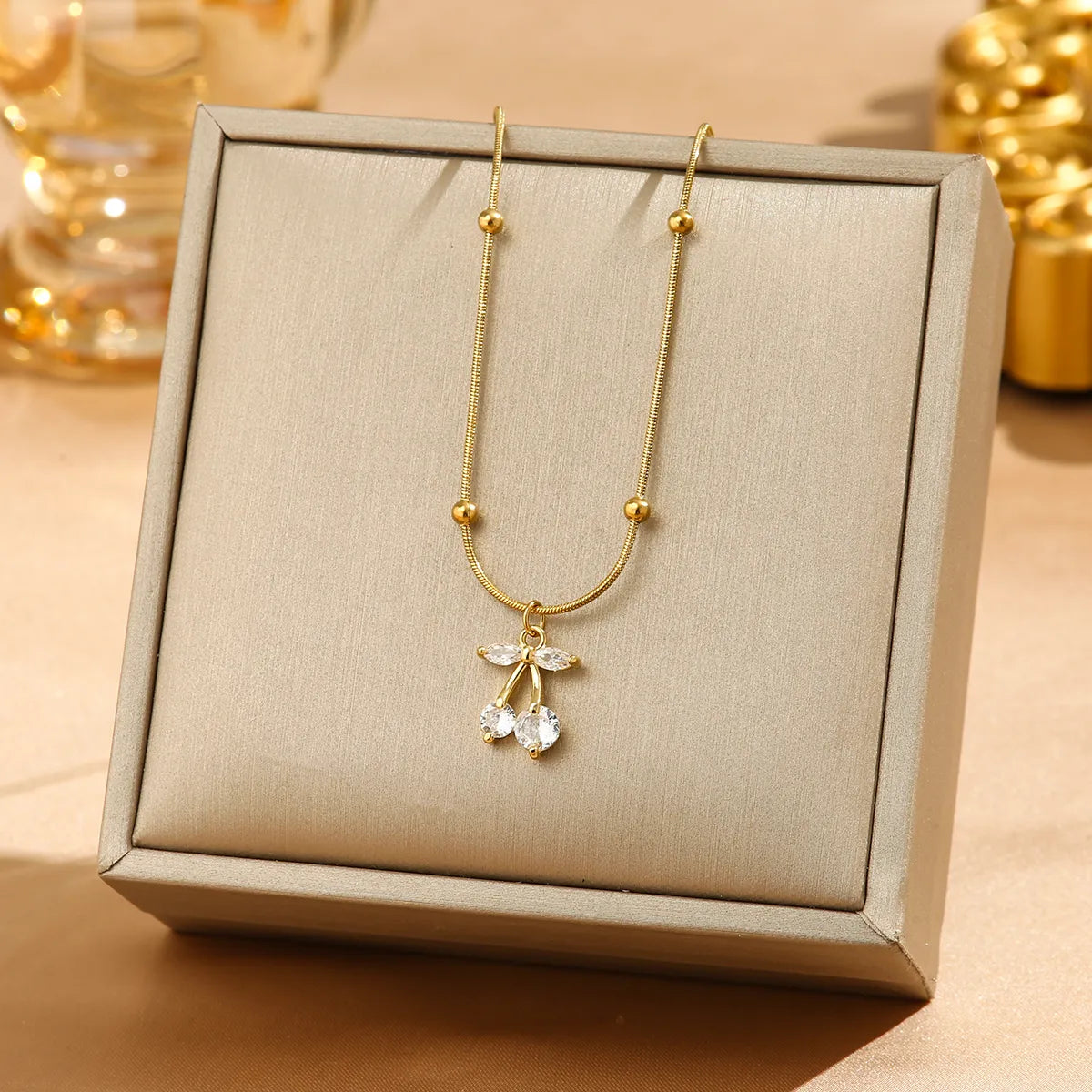 Wholesale Jewelry Elegant Luxurious Simple Style Solid Color 304 Stainless Steel Copper Zircon 18K Gold Plated K Gold Plated Plating Inlay Pendant Necklace