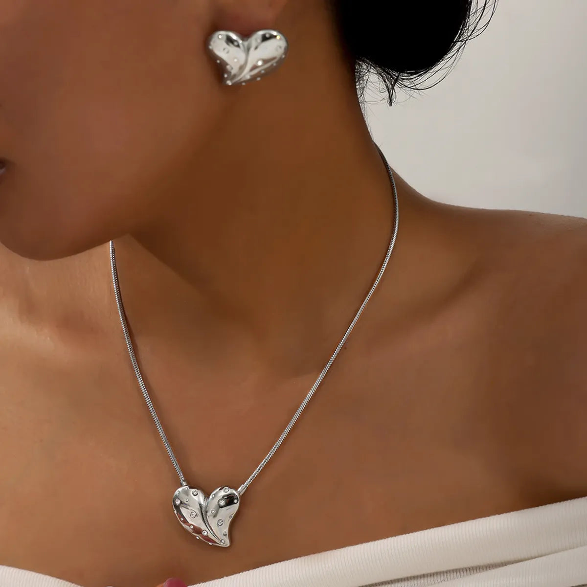 304 Stainless Steel 18K Gold Plated Elegant Simple Style Plating Inlay Heart Shape Rhinestones Earrings Necklace