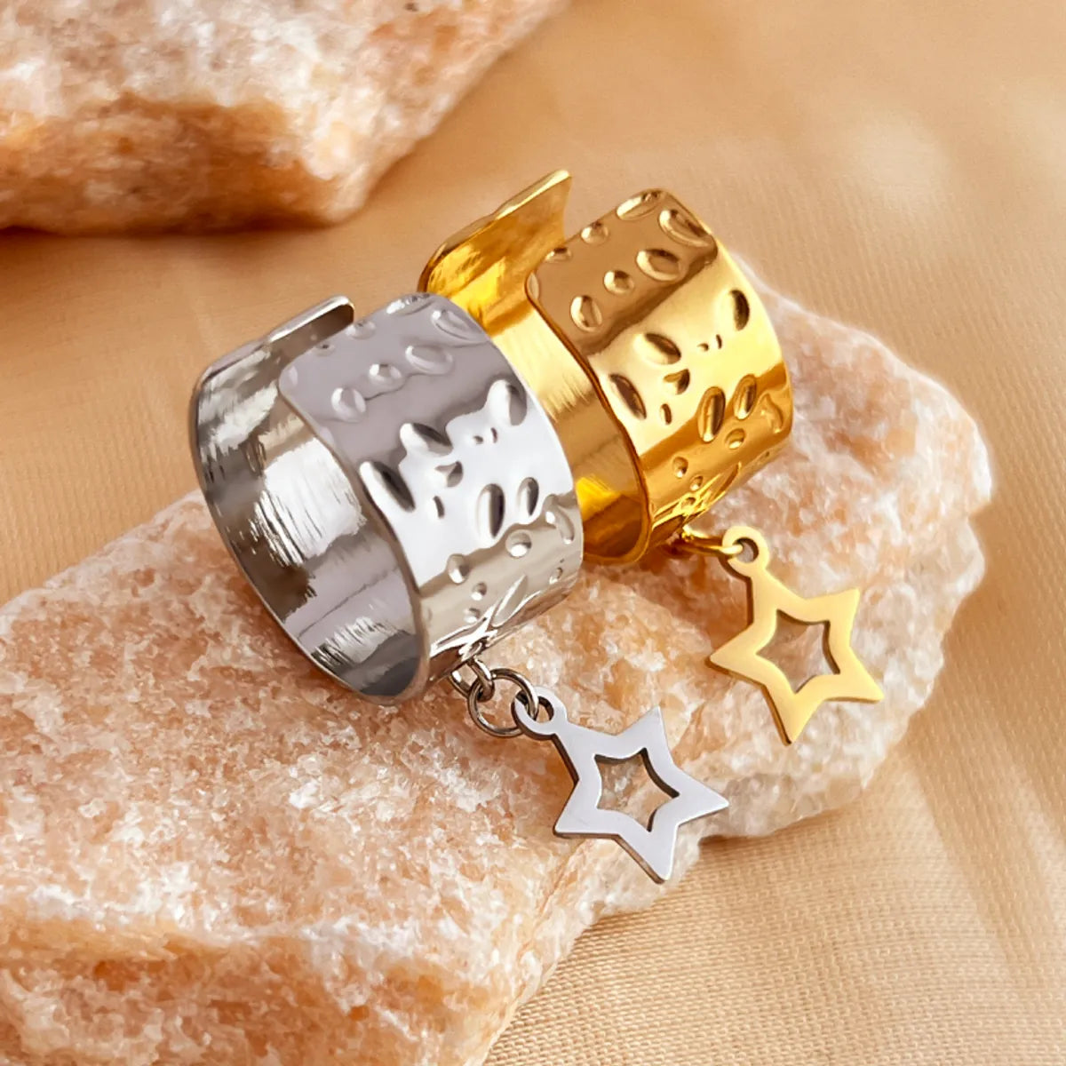 Wholesale Jewelry Hawaiian Tropical Simple Style Star Solid Color 304 Stainless Steel 18K Gold Plated Plating Hollow Out Charm Rings