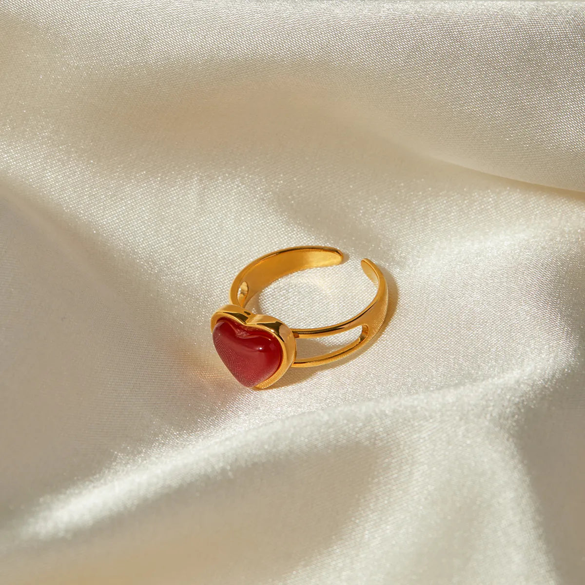 Wholesale Jewelry IG Style Heart Shape 304 Stainless Steel Red Agate 18K Gold Plated Inlay Open Rings