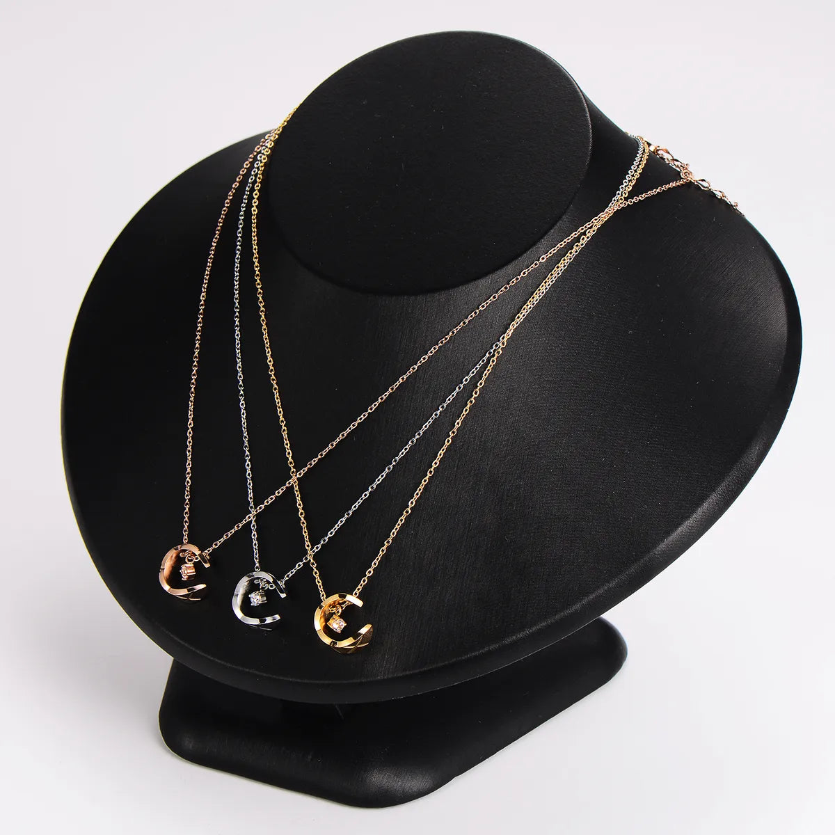 304 Stainless Steel 18K Gold Plated Rose Gold Plated Casual Simple Style Inlay C Shape Rhombus Zircon Pendant Necklace