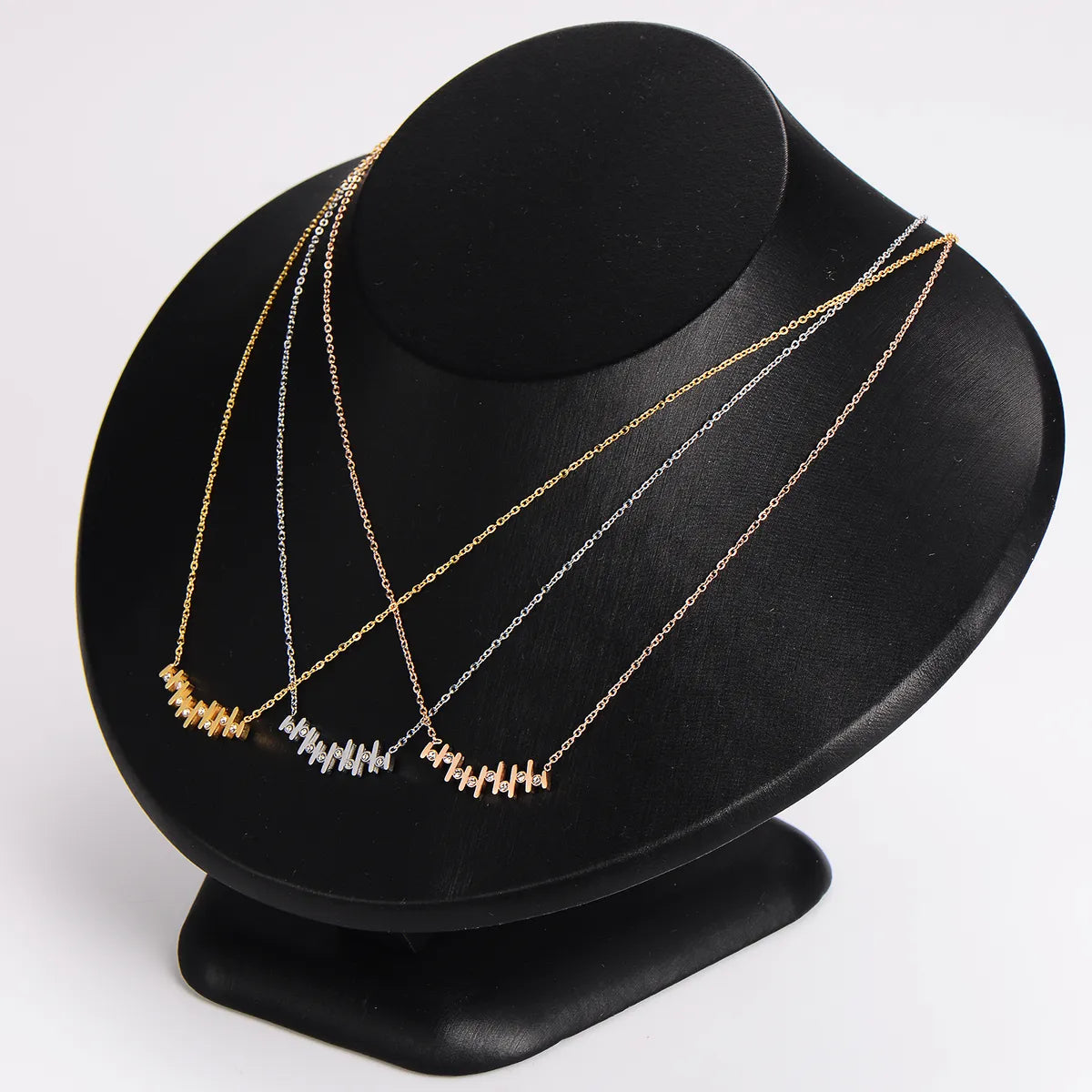 304 Stainless Steel 18K Gold Plated Rose Gold Plated Simple Style Classic Style Plating Inlay Notes Rhinestones Necklace