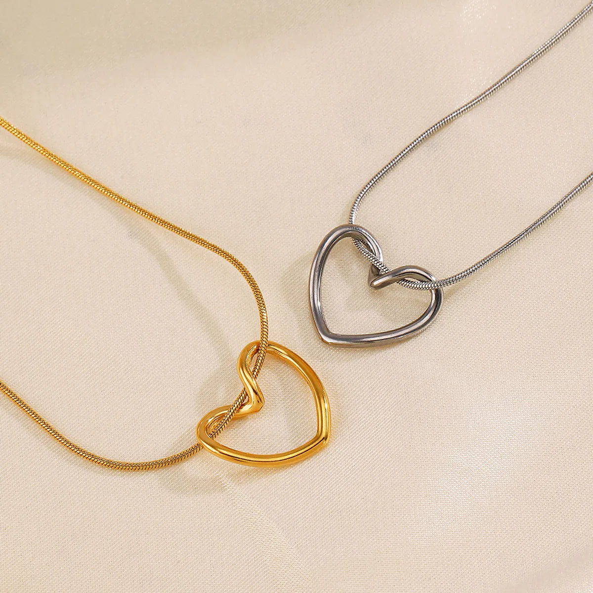 304 Stainless Steel 18K Gold Plated Simple Style Classic Style Commute Plating Heart Shape 304 Stainless Steel Pendant Necklace