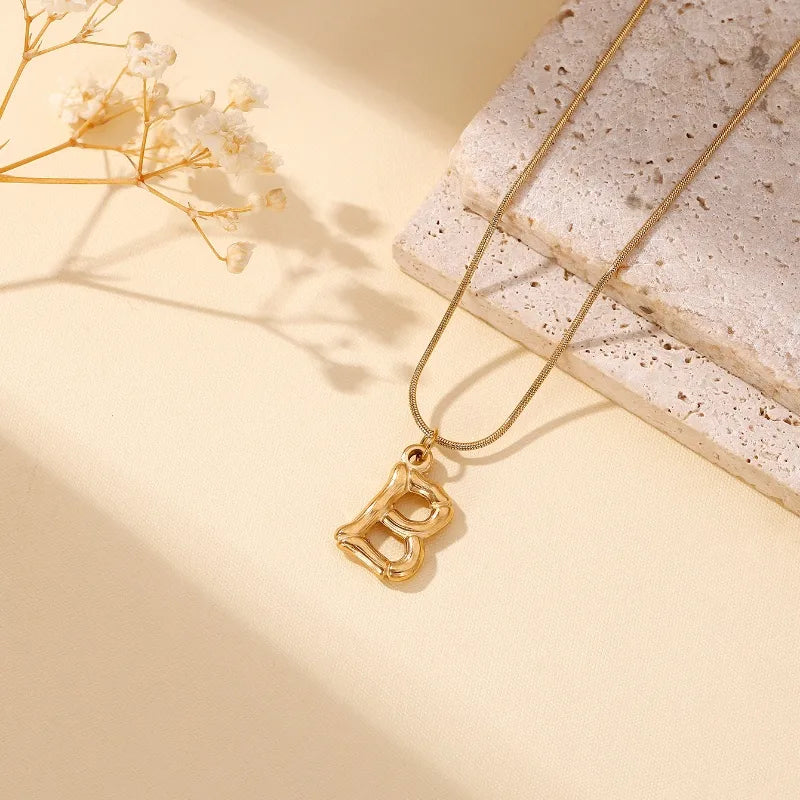 304 Stainless Steel 18K Gold Plated Simple Style Classic Style Commute Plating Letter Pendant Necklace