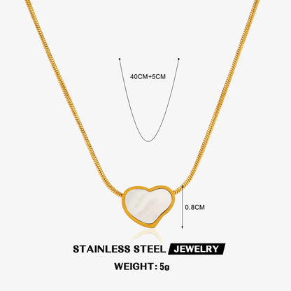 304 Stainless Steel 18K Gold Plated Simple Style Classic Style Plating Inlay Heart Shape Artificial Shell Rhinestones Pendant Necklace