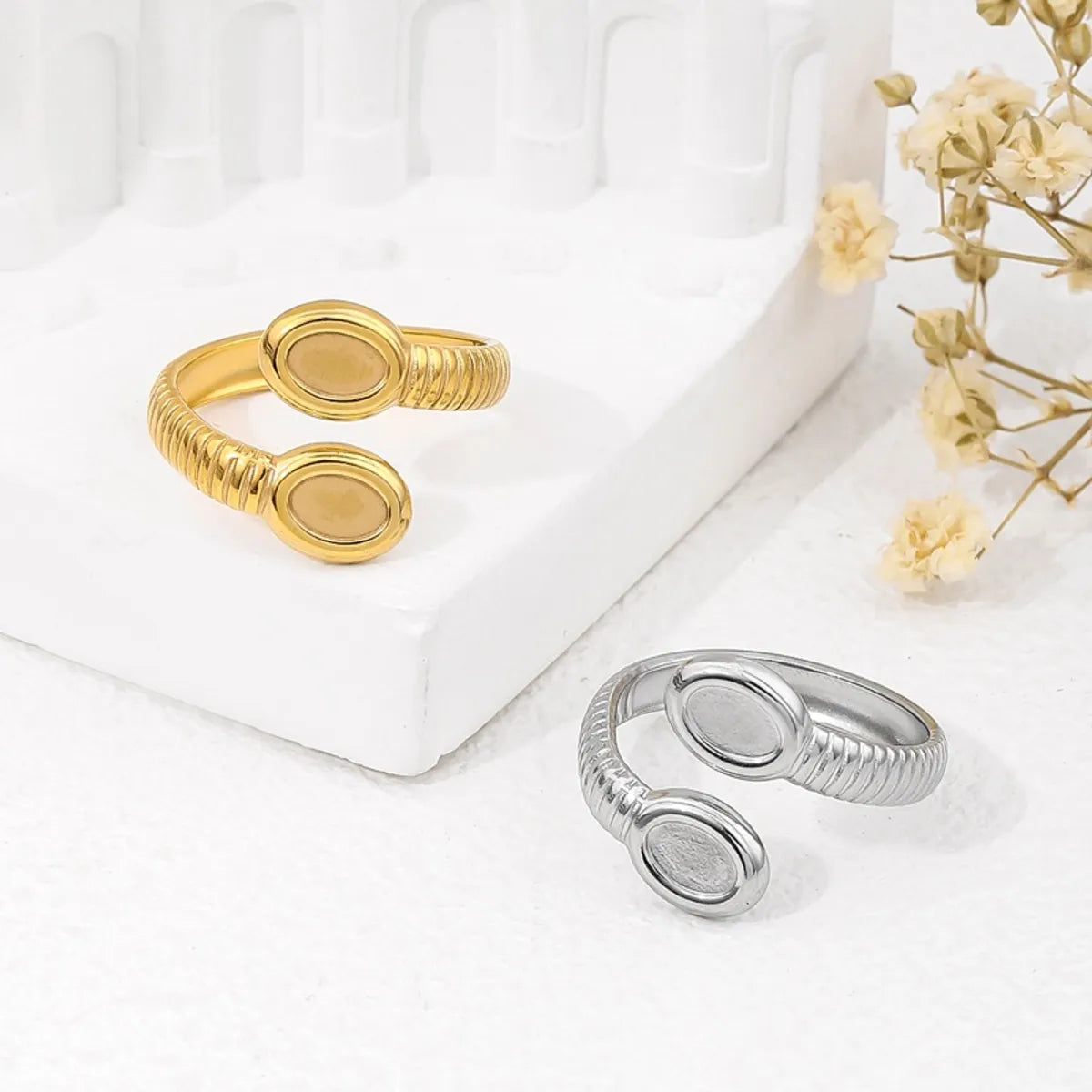 304 Stainless Steel 18K Gold Plated Simple Style Classic Style Plating Solid Color Rings