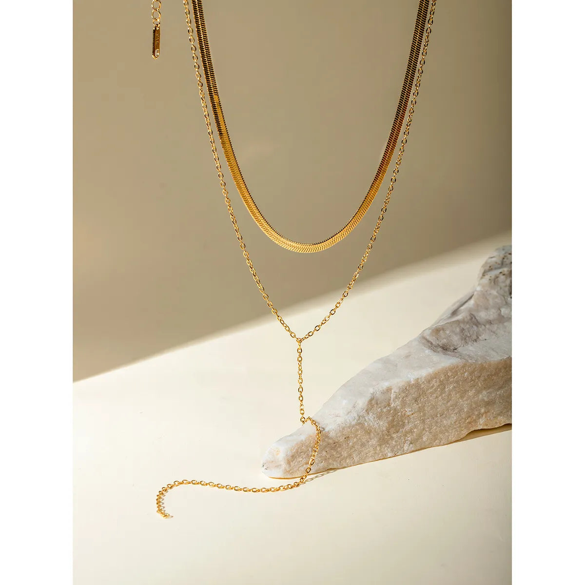 304 Stainless Steel 18K Gold Plated Simple Style Classic Style Solid Color Double Layer Necklaces