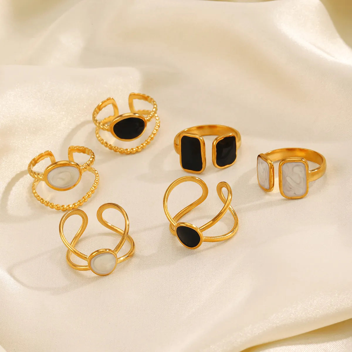 304 Stainless Steel 18K Gold Plated Simple Style Enamel Round Square Open Rings