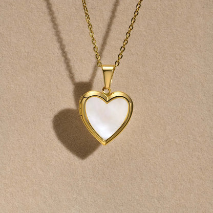 304 Stainless Steel 18K Gold Plated Simple Style Inlay Heart Shape Shell Necklace Pendant