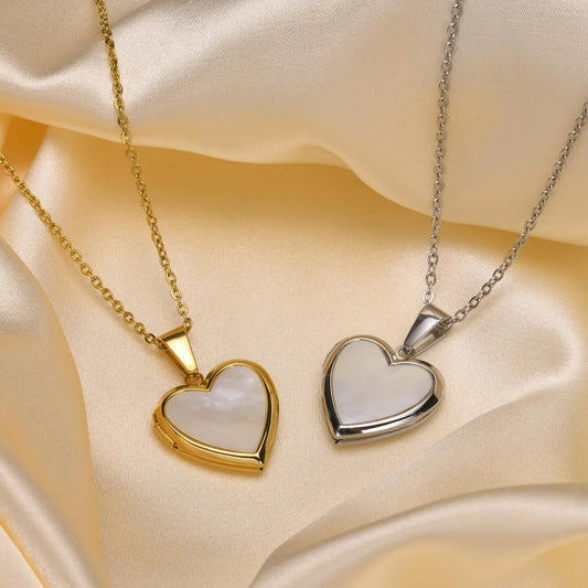 304 Stainless Steel 18K Gold Plated Simple Style Inlay Heart Shape Shell Necklace Pendant