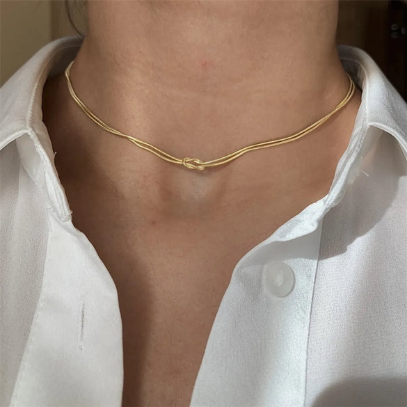 304 Stainless Steel 18K Gold Plated Vintage Style Simple Style Commute Knot Necklace