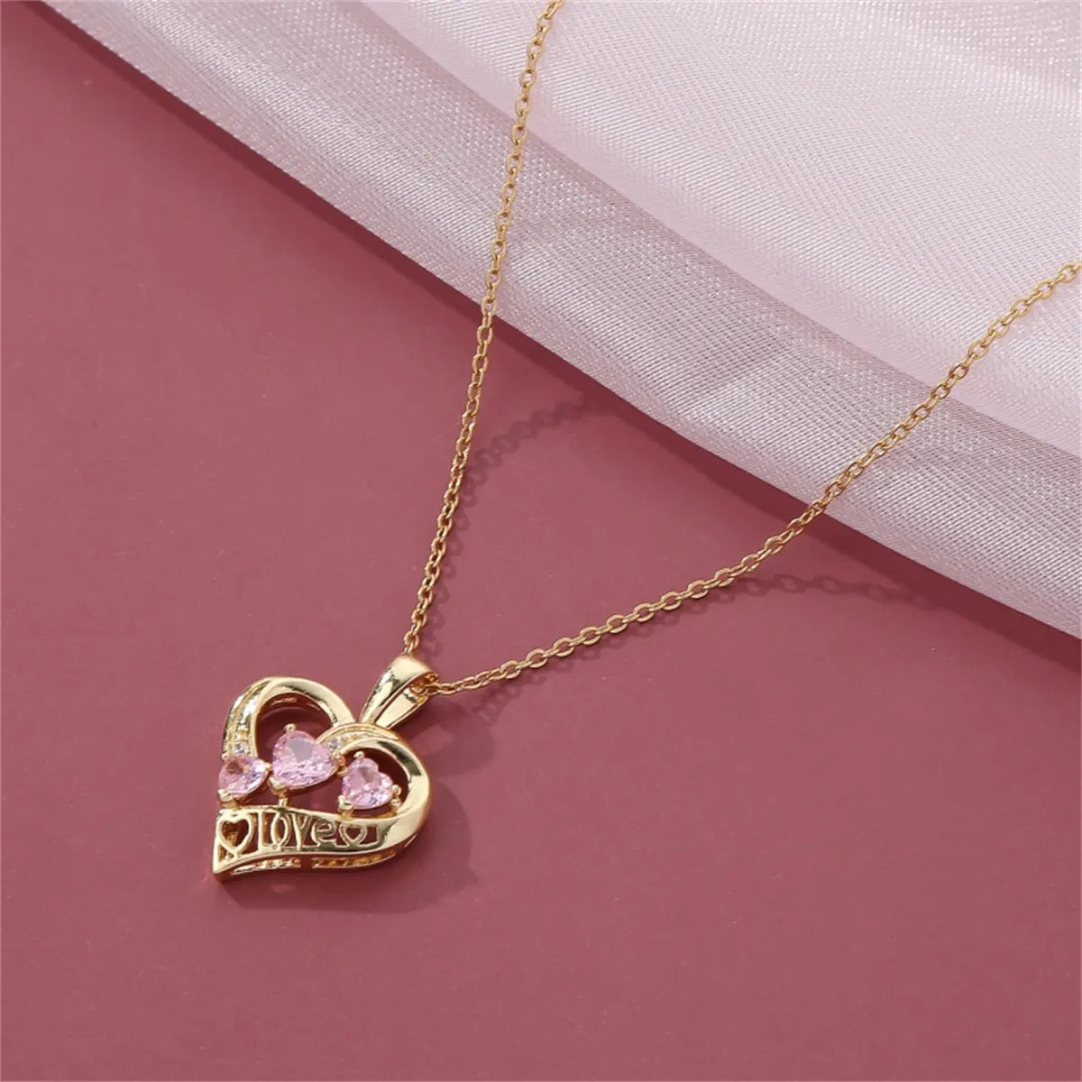 304 Stainless Steel Copper 18K Gold Plated Elegant Classic Style Plating Inlay Heart Shape Zircon Pendant Necklace