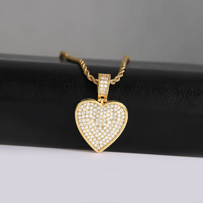 Wholesale Jewelry Hip-Hop Simple Style Shiny Heart Shape 304 Stainless Steel Copper Zircon 18K Gold Plated Inlay Pendant Necklace