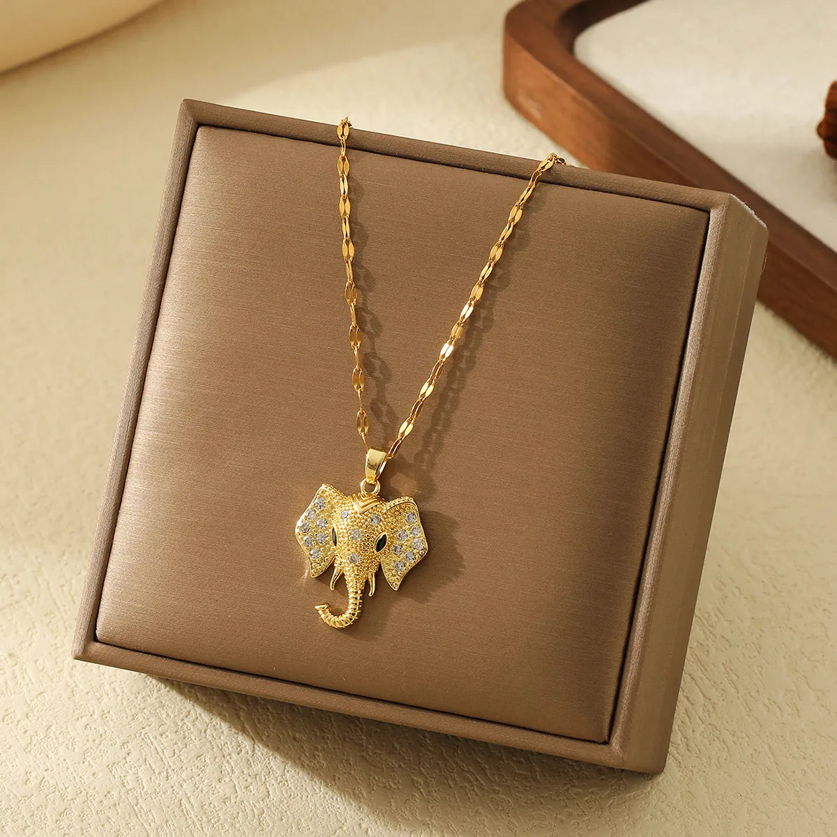 304 Stainless Steel Copper 18K Gold Plated Inlay Elephant Zircon Pendant Necklace