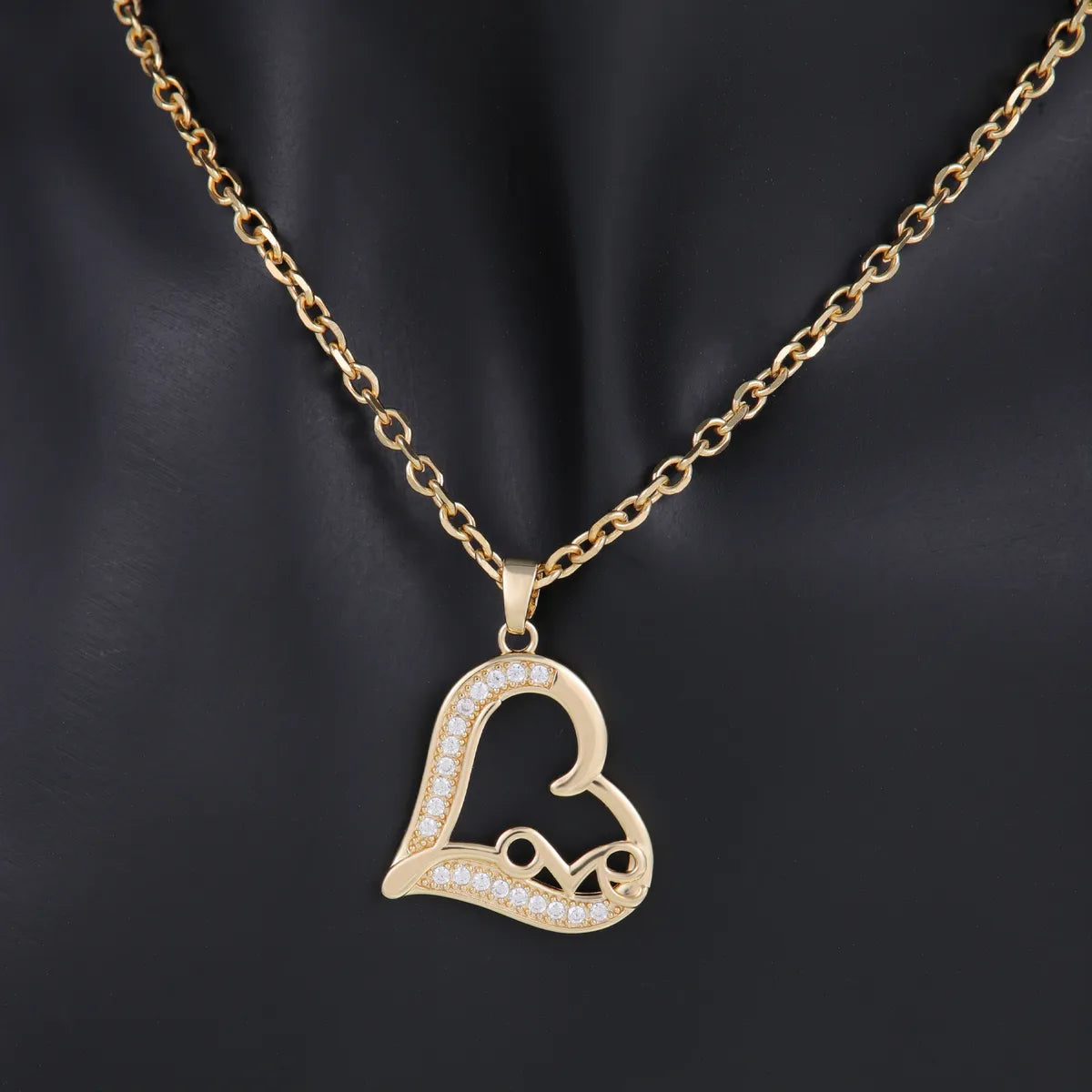 304 Stainless Steel Copper 18K Gold Plated Inlay Heart Shape Zircon Pendant Necklace