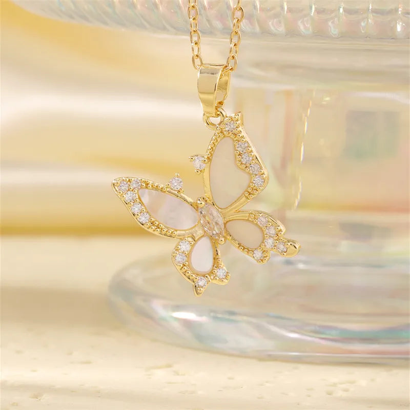 304 Stainless Steel Copper K Gold Plated Casual Vacation Sweet Three-Dimensional Inlay Butterfly Shell Zircon Pendant Necklace