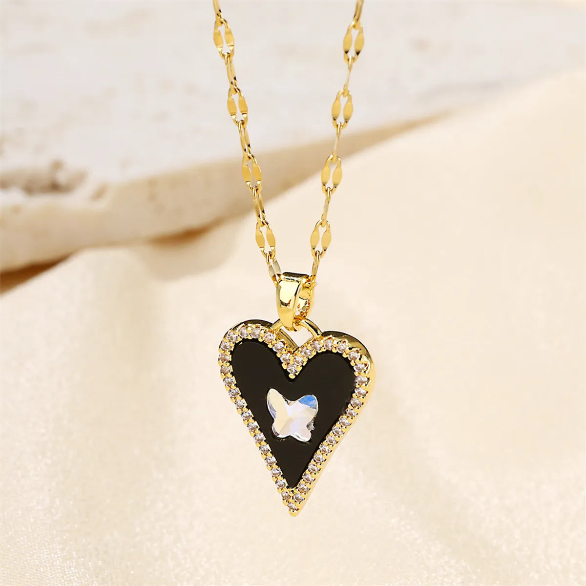 304 Stainless Steel Copper Simple Style Classic Style Layered Heart Shape Pendant Necklace