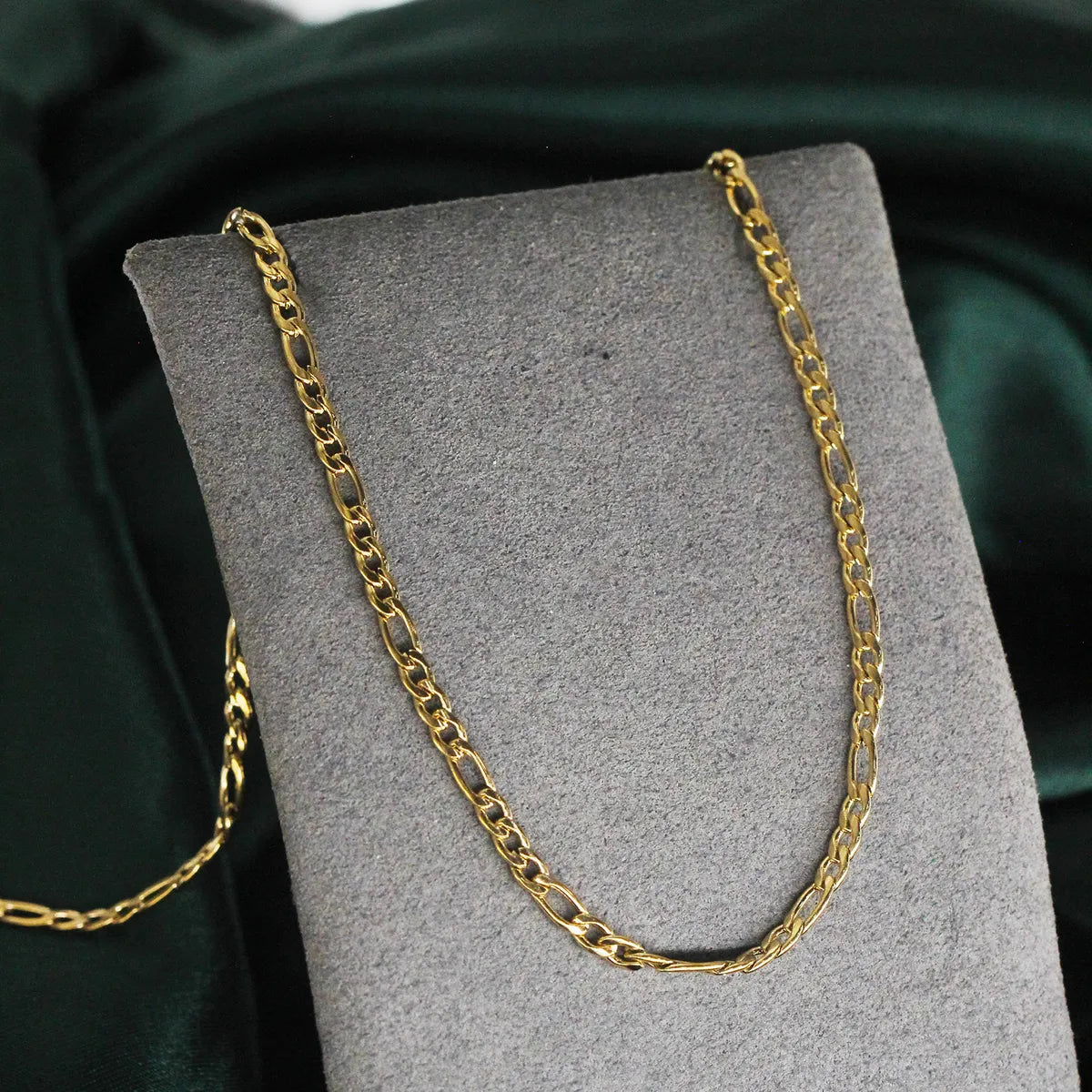 304 Stainless Steel Gold Plated Basic Modern Style Classic Style Solid Color Necklace