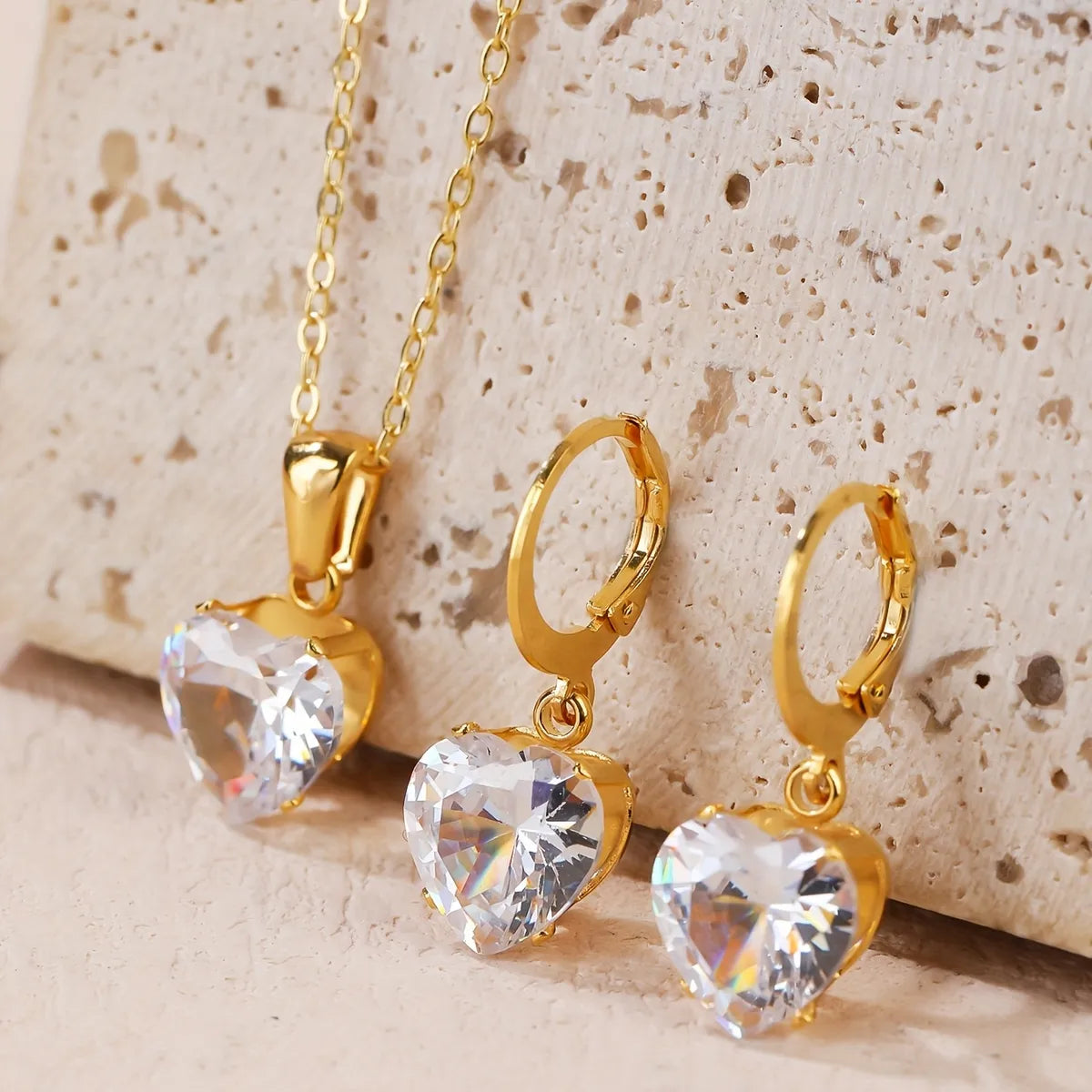 Wholesale Jewelry Luxurious Simple Style Heart Shape 304 Stainless Steel Zircon Gold Plated Plating Inlay Necklace