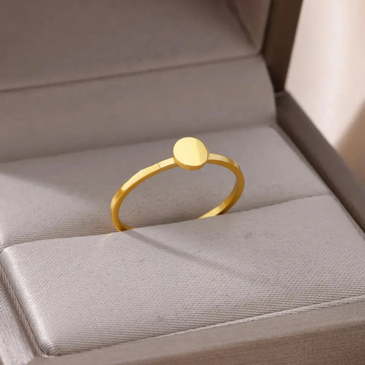 304 Stainless Steel Gold Plated Simple Style Plating Solid Color Rings