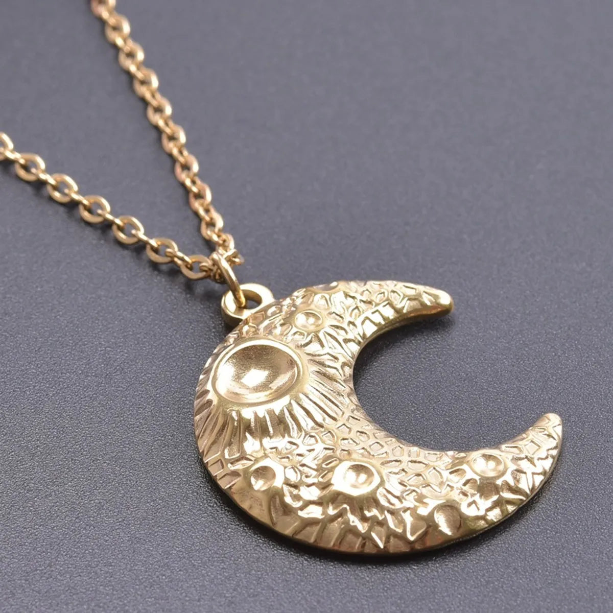 304 Stainless Steel IG Style Modern Style Plating Moon Pendant Necklace