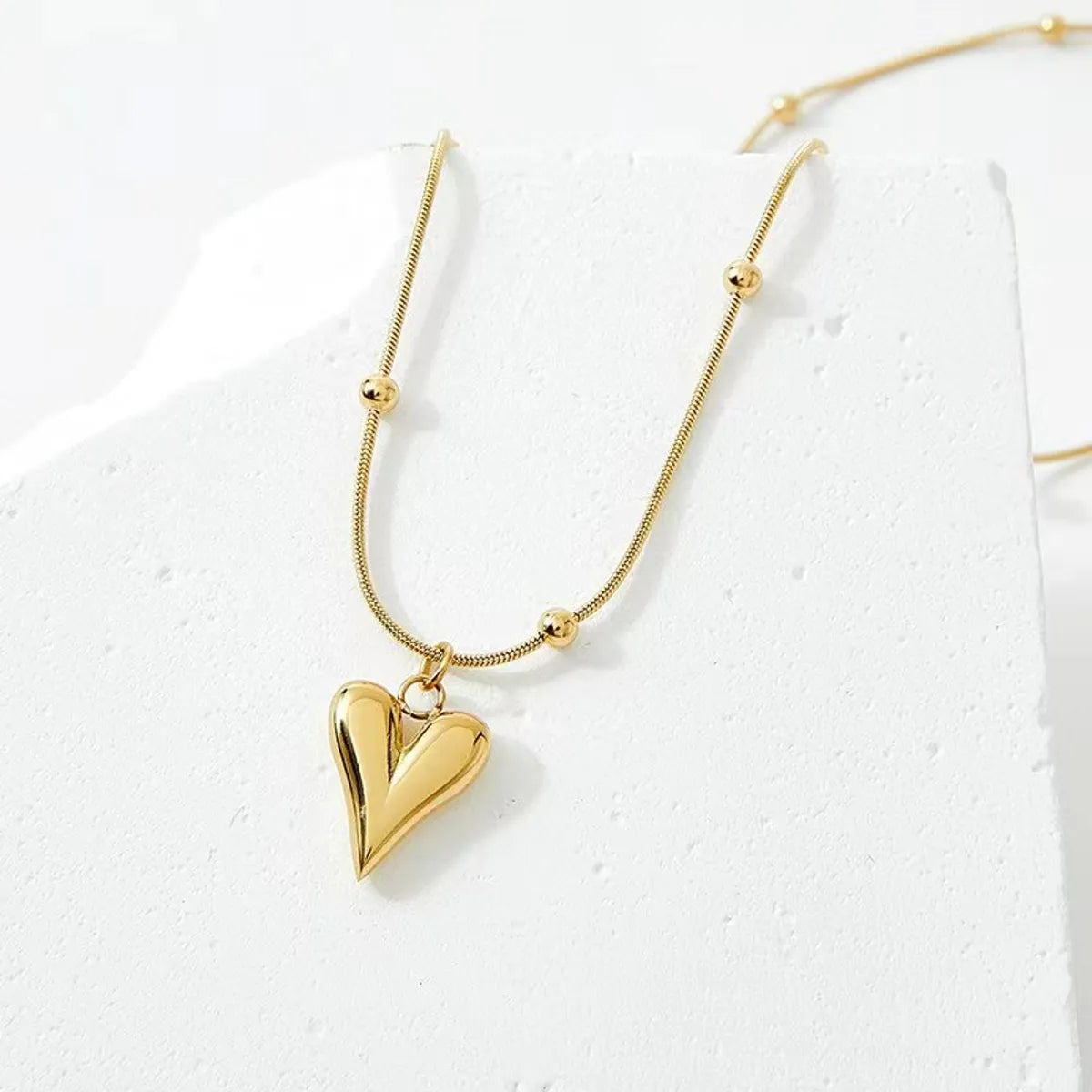 304 Stainless Steel 18K Gold Plated IG Style Simple Style Heart Shape Pendant Necklace