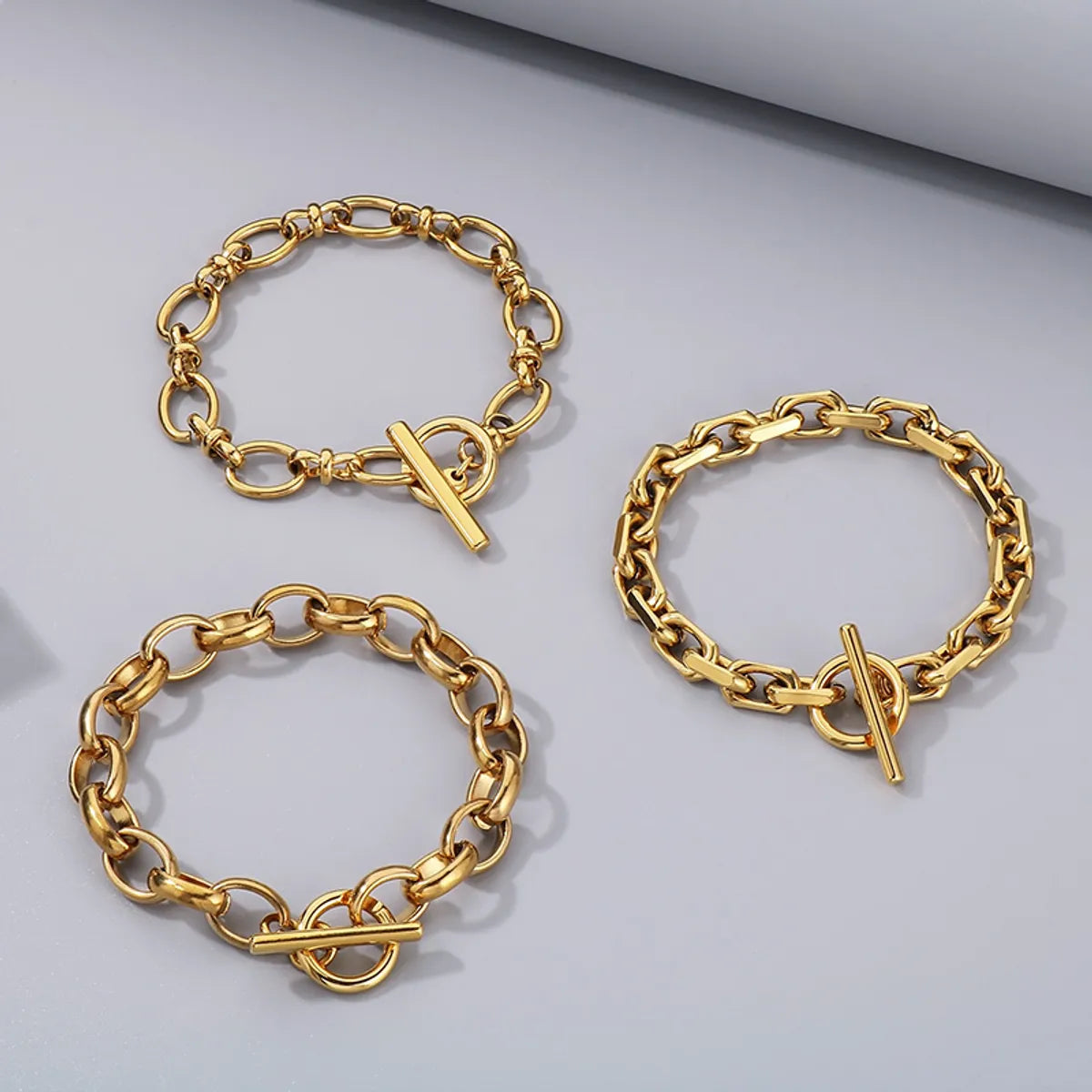 Simple Style Classic Style Geometric 304 Stainless Steel 18K Gold Plated Bracelets In Bulk