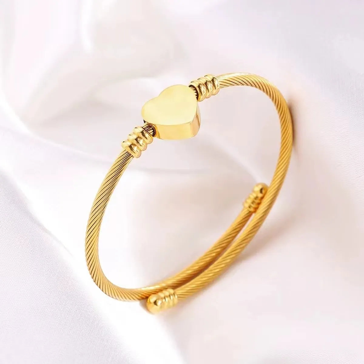 Simple Style Classic Style Heart Shape 304 Stainless Steel Bangle In Bulk