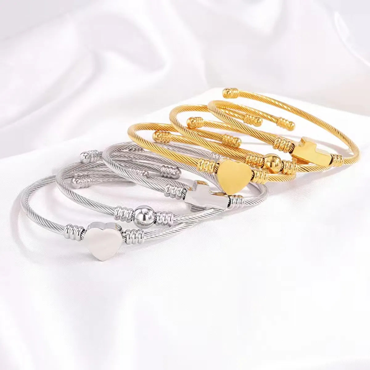 Simple Style Classic Style Heart Shape 304 Stainless Steel Bangle In Bulk