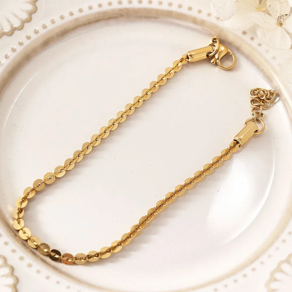 Simple Style Classic Style Solid Color 18K Gold Plated Bracelets In Bulk