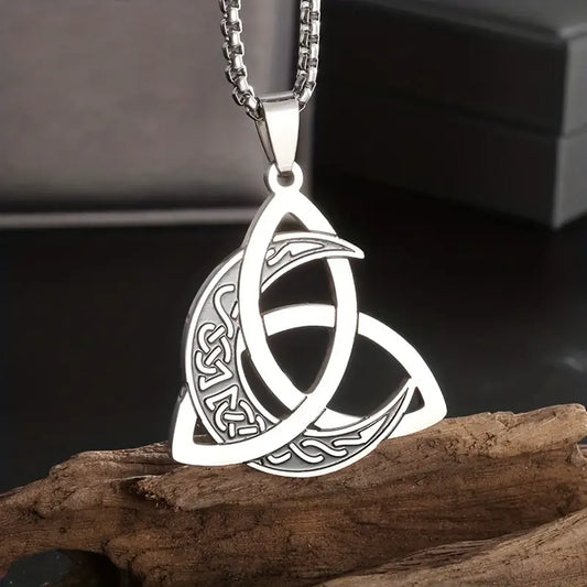 304 Stainless Steel Simple Style Moon Pendant Necklace